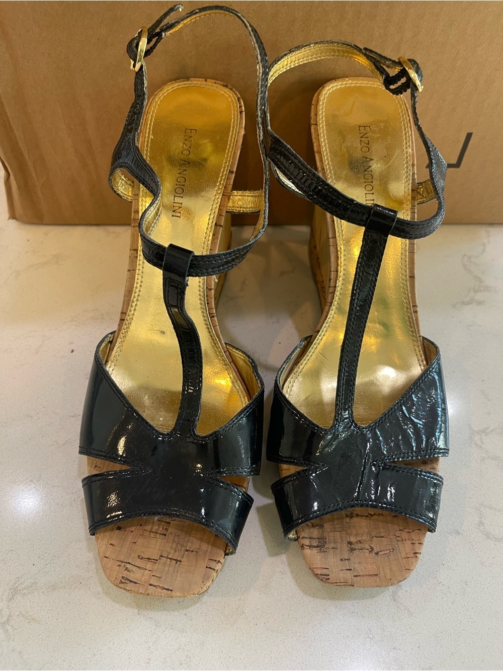 Enzo Angiolini Black Patent Leather T-Strap Bamboo Wedge Sandals Womens 11